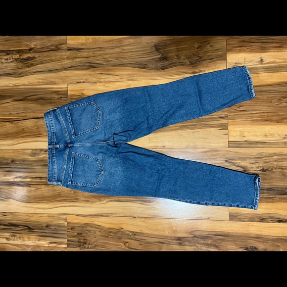 straight jeans, size 2 - Picture 2 of 2